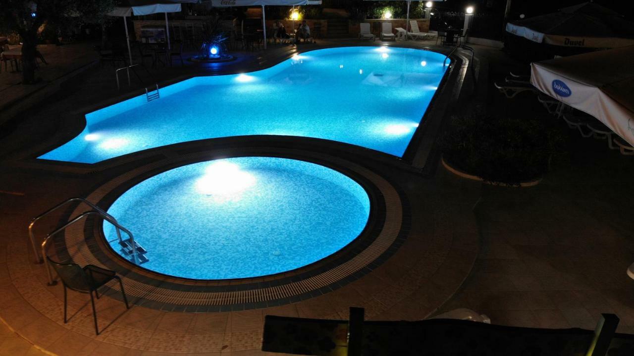 Olympic Bibis Hotel เมตามอร์โฟซี ภายนอก รูปภาพ